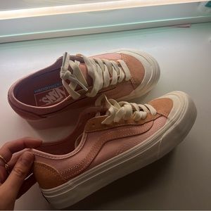 Pink VANS ultra cushion